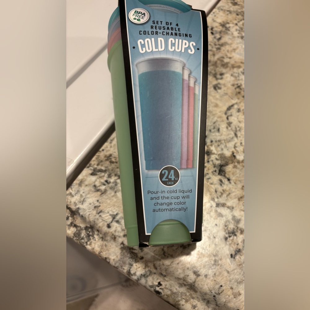 NWT The Original Fun Workshop
Color-Changing Cold Cups Set - 4 Pack - Picture 3 of 8